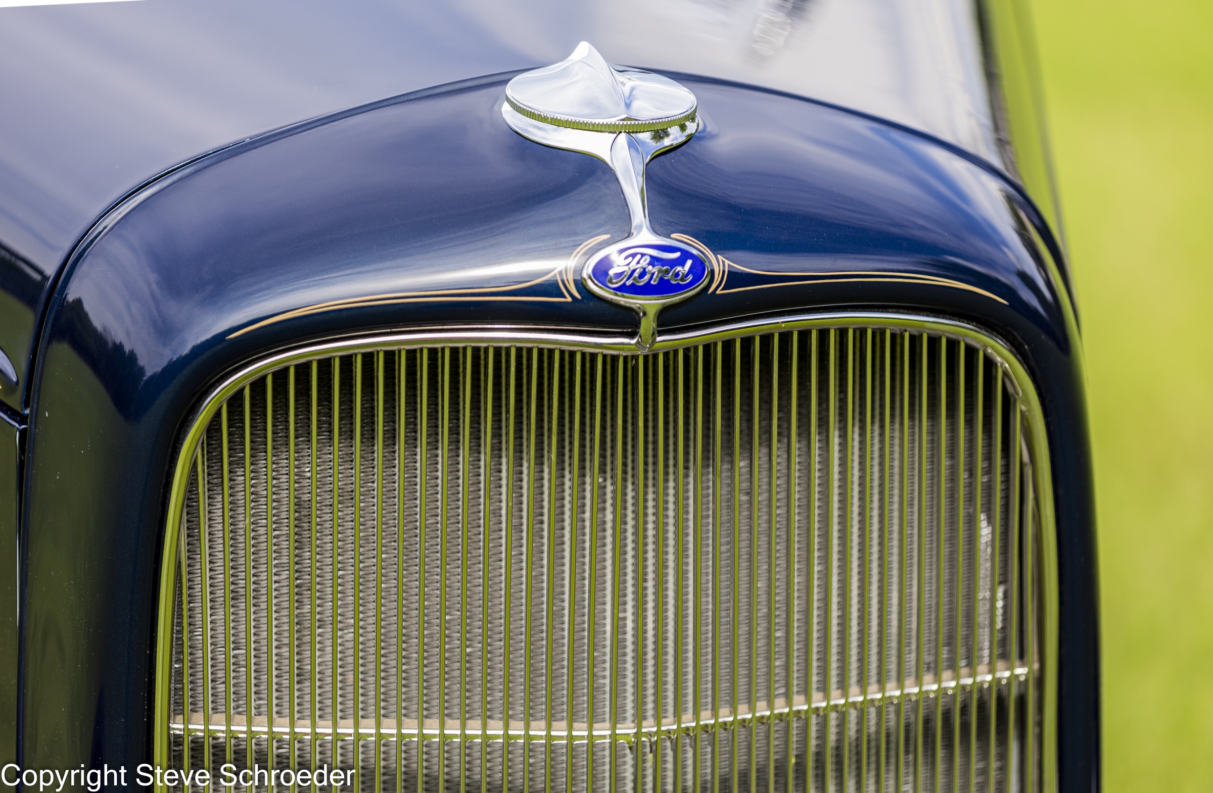 Bob's Nightmist Blue 1932 Ford Roadster, curated gallery photograph 19 of 33